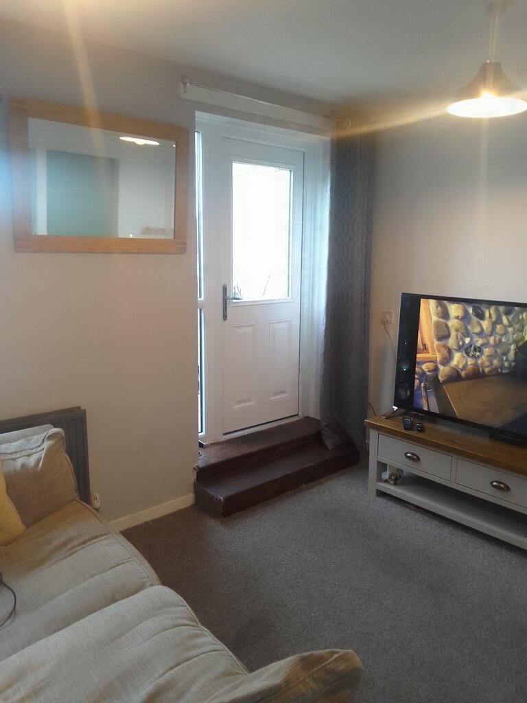Photo 4 of Leeds property
