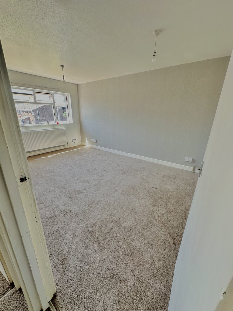 Photo 2 of Rickmansworth property