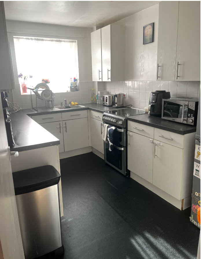 Photo 5 of London property