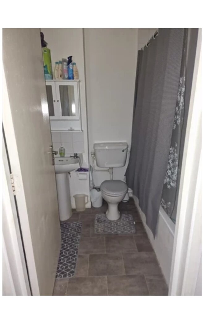 Photo 2 of Tottenham property