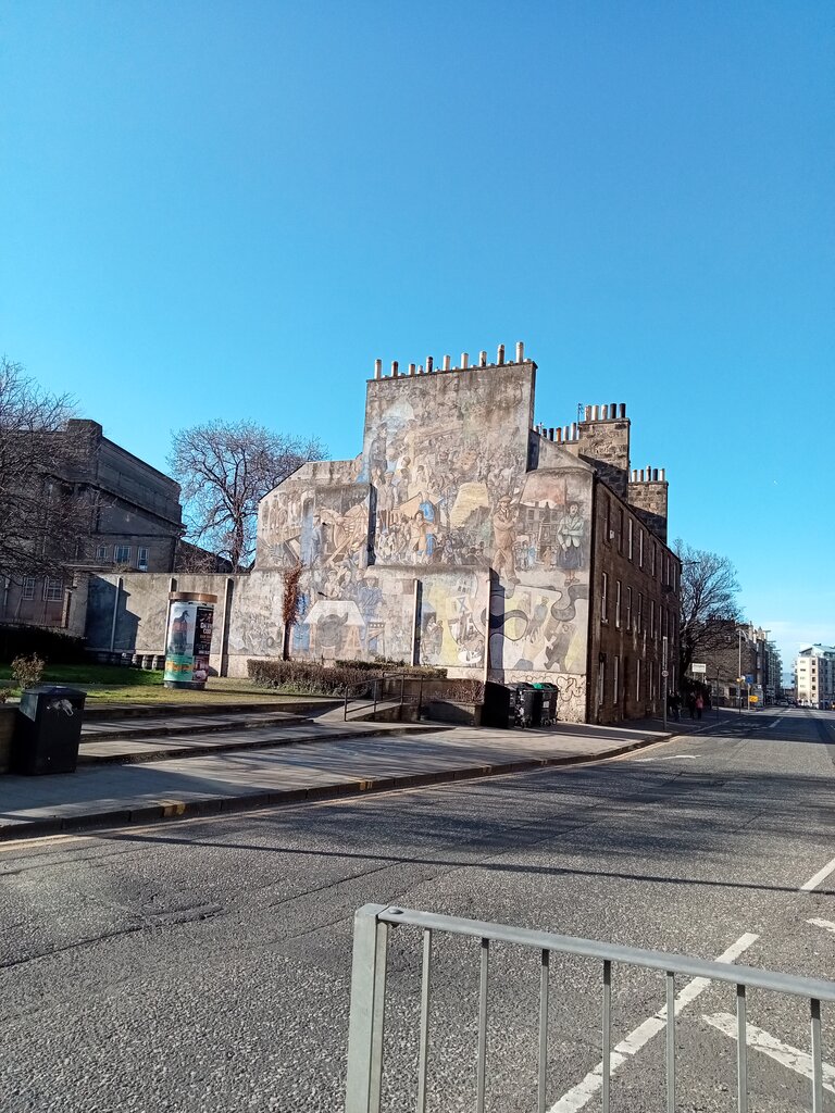 Photo 2 of Edinburgh property