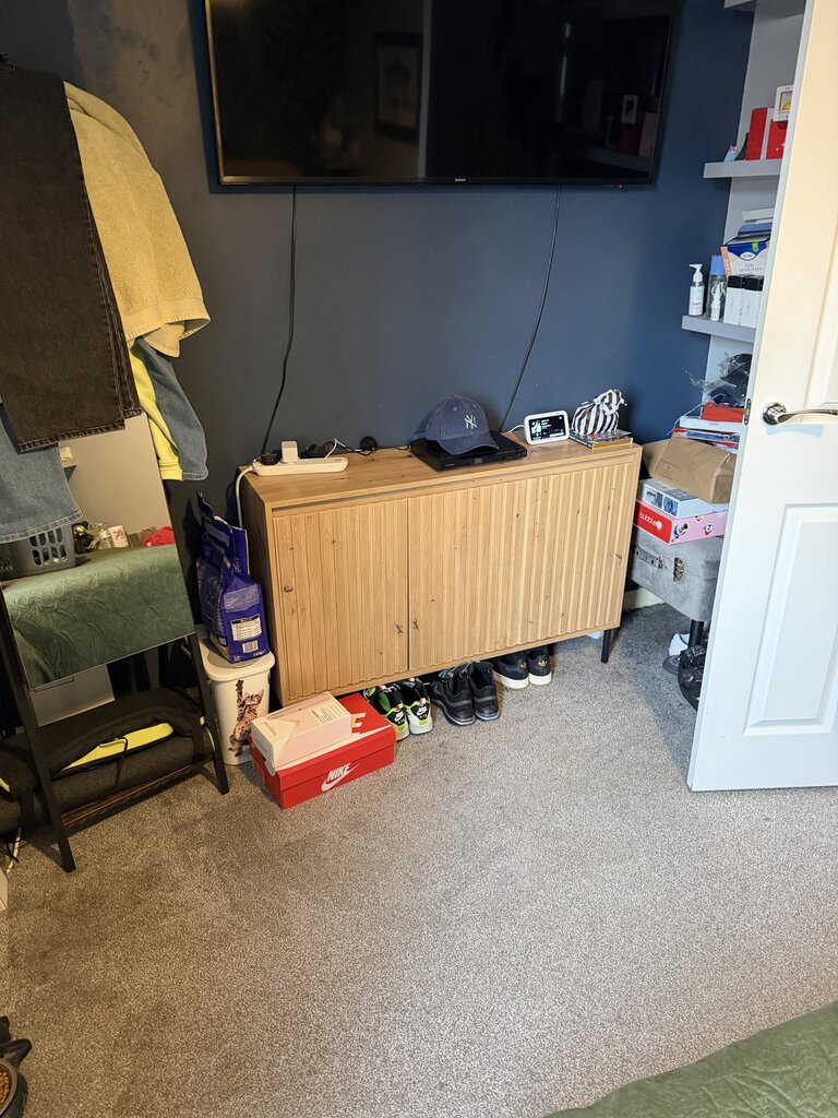 Photo 4 of Castleford property