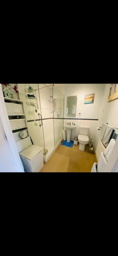 Photo 4 of Northampton property