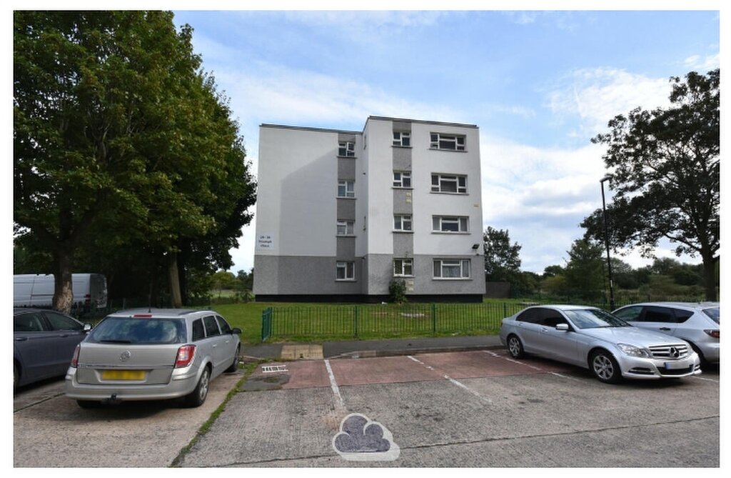 Photo 4 of Coventry property