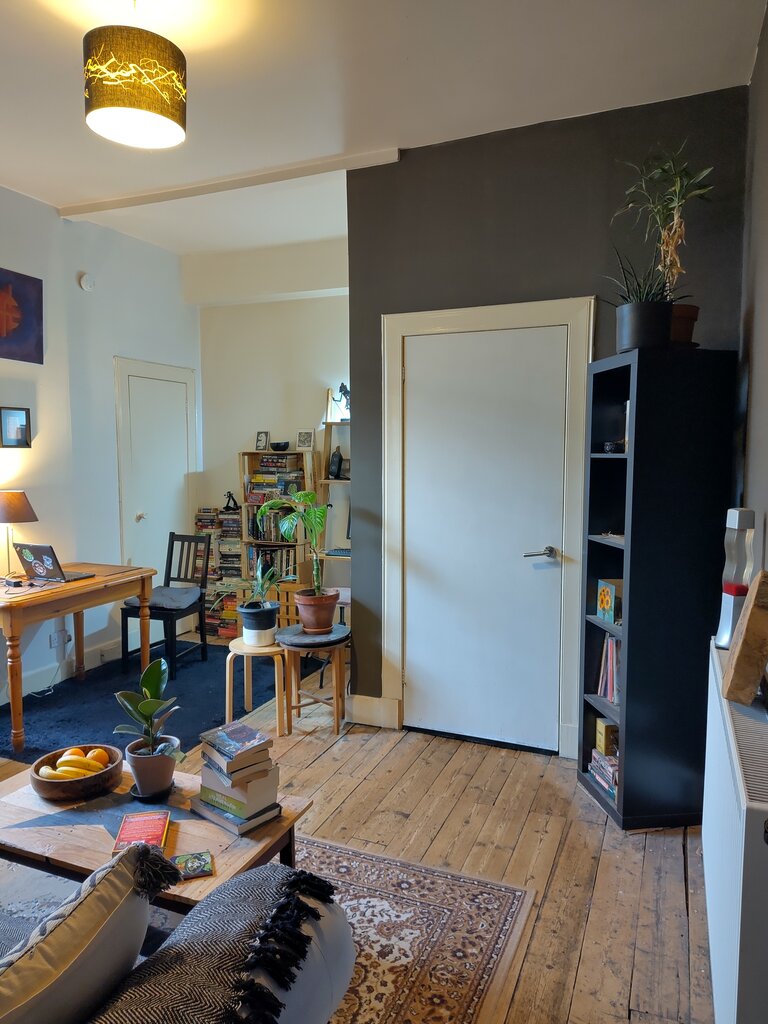 Photo 3 of Edinburgh property