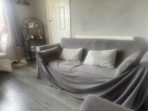 2 bed floor 1 maisonette