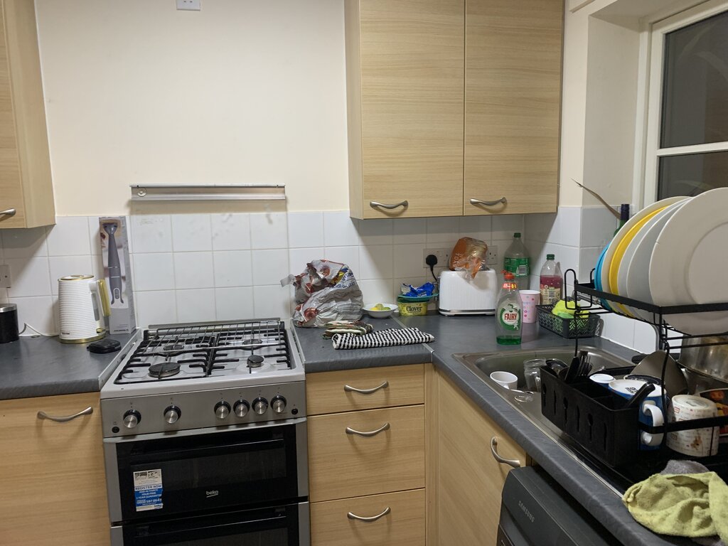 Photo 3 of Shafestbury property