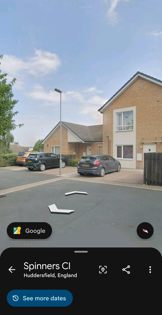 Photo 3 of Huddersfield property
