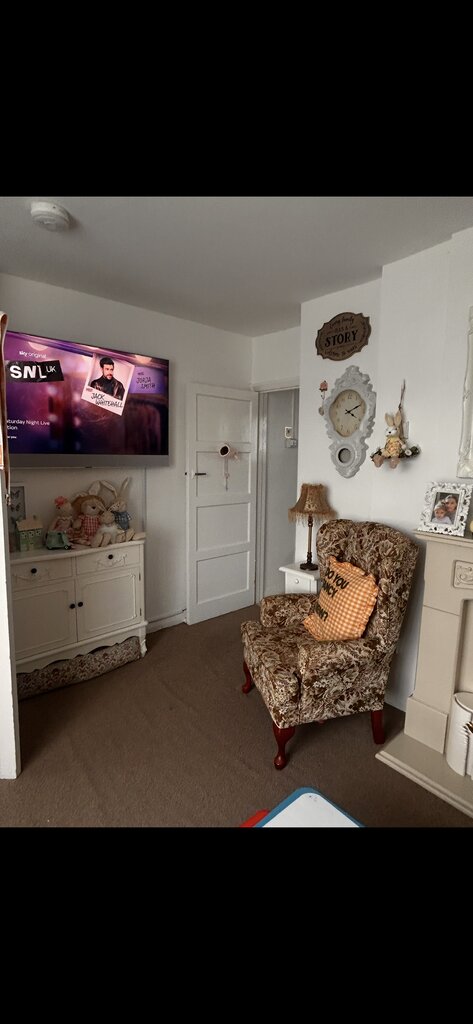 Photo 2 of Harrow property