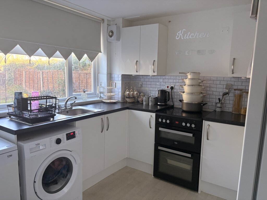 Photo 2 of Rochester property