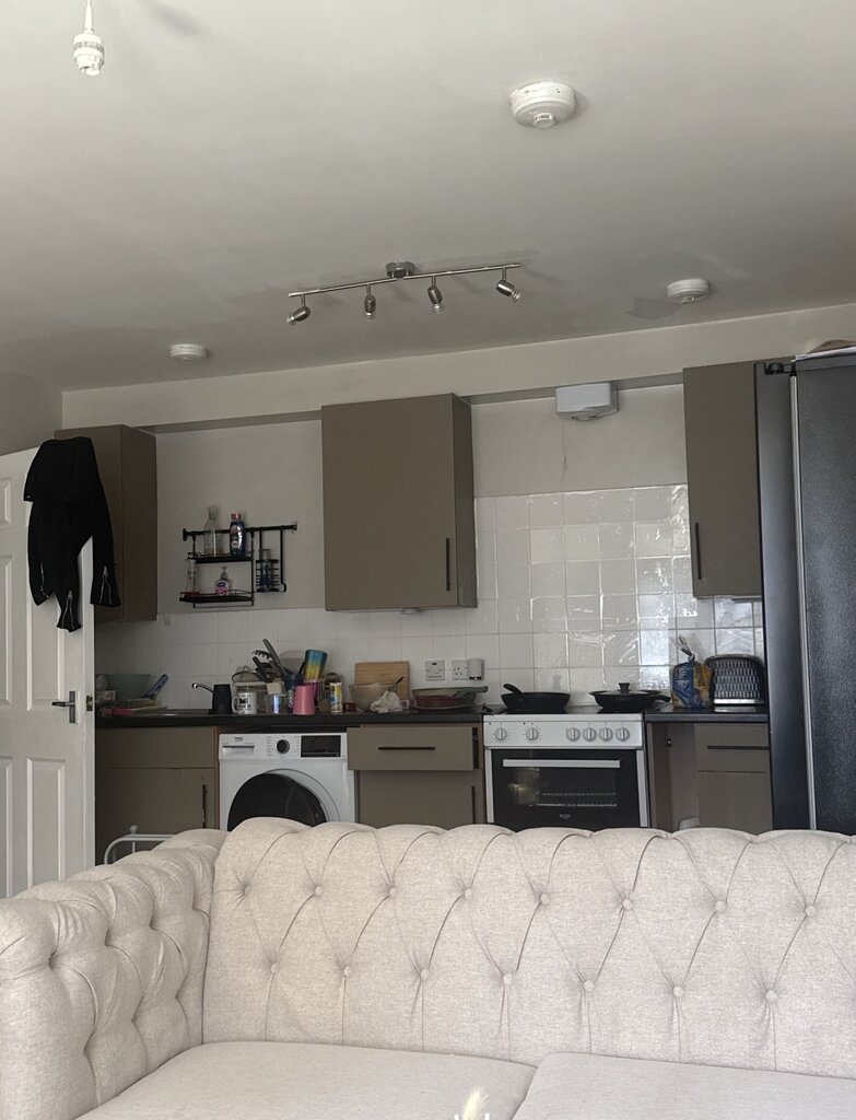 Photo 4 of London property
