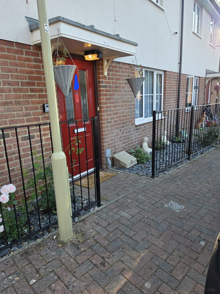 Photo 1 of Newbury property