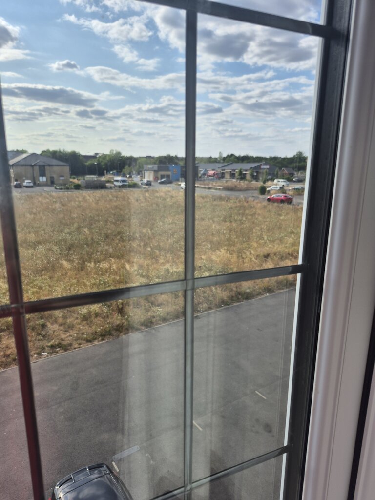 Photo 2 of Carterton property