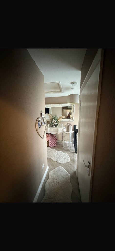 Photo 2 of Spelthorne property