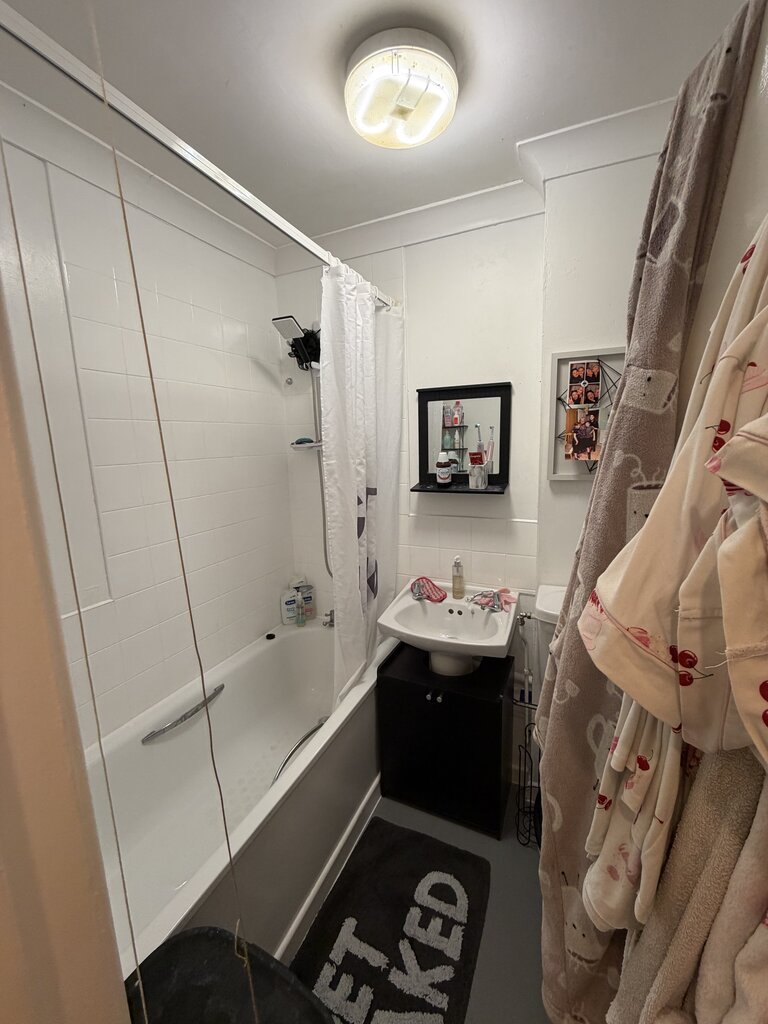 Photo 5 of Norwich property