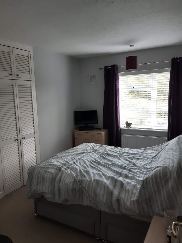 Photo 5 of Watford property