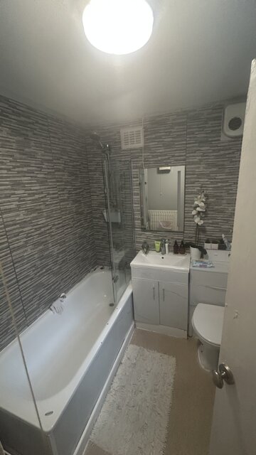 Photo 4 of Birmingham property