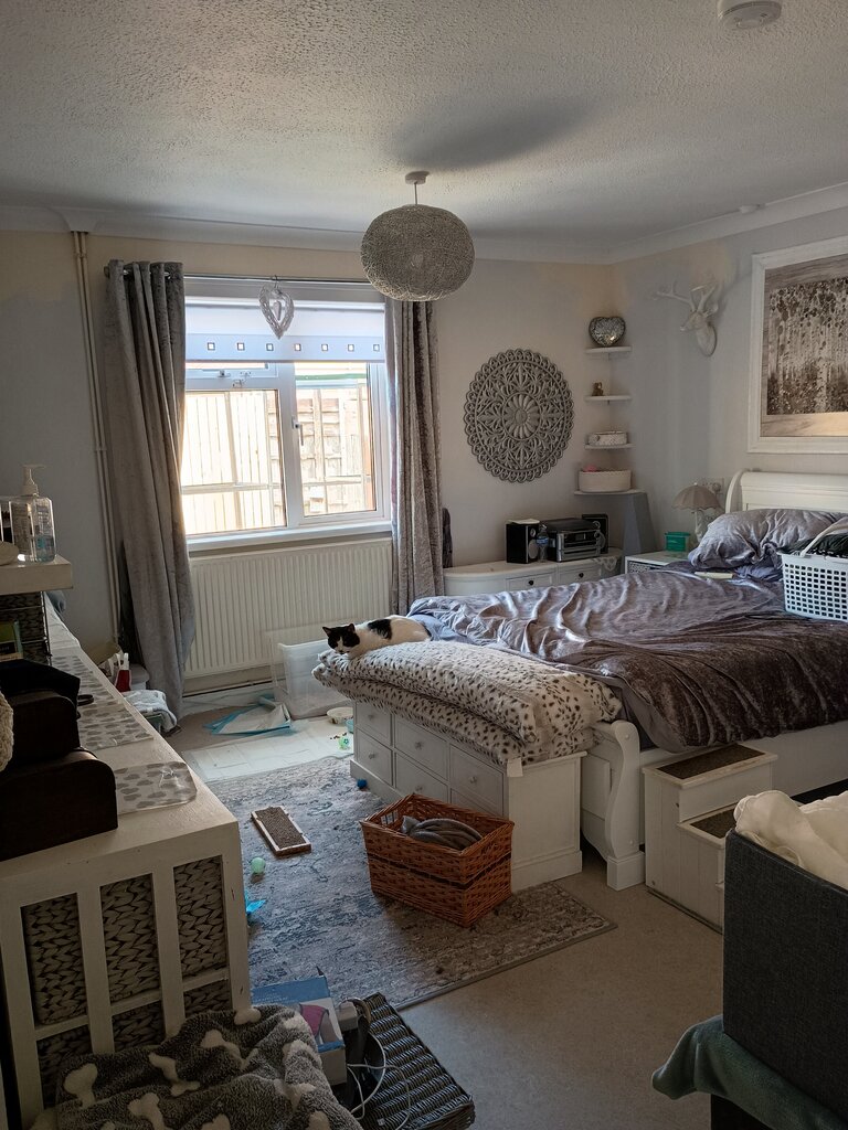 Photo 5 of Peterborough property