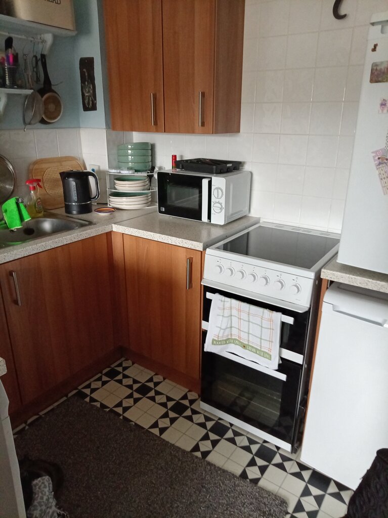 Photo 3 of Coventry property