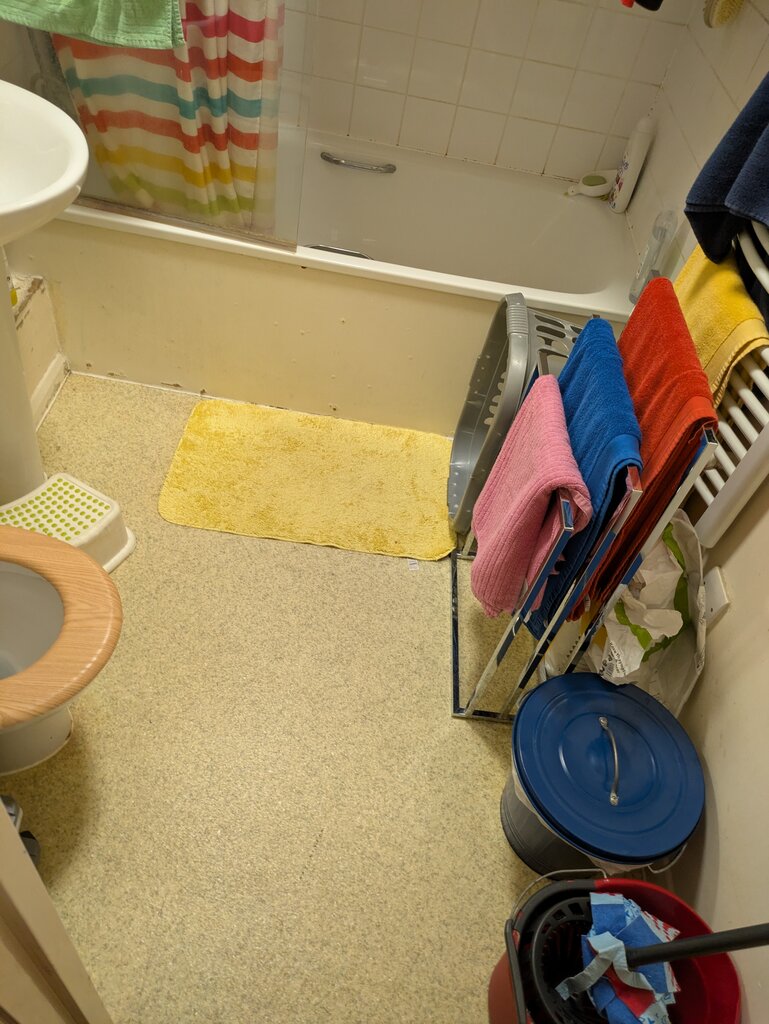 Photo 2 of London property