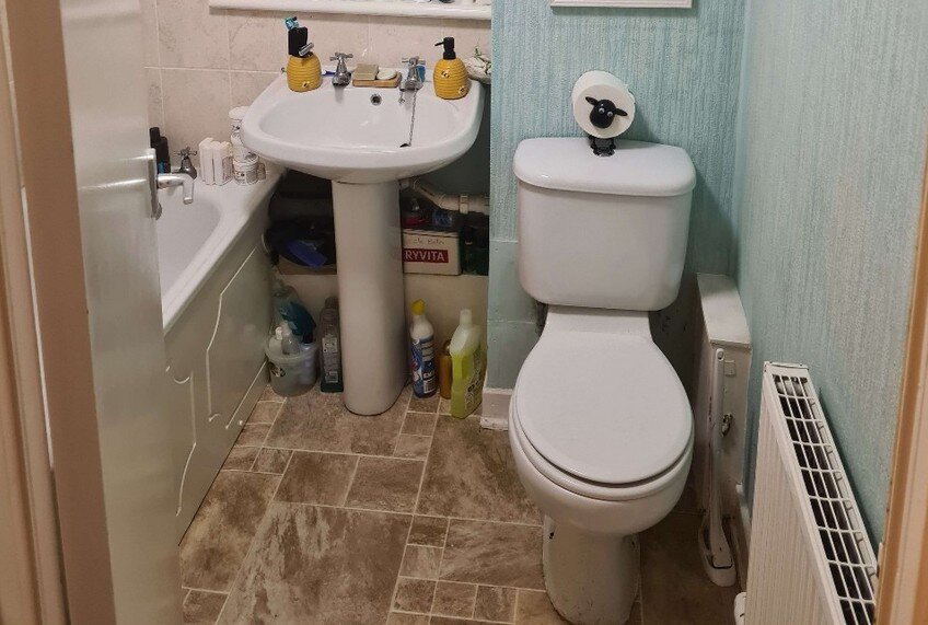 Photo 5 of Edinburgh property