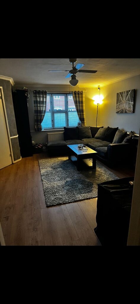 Photo 5 of Chigwell property
