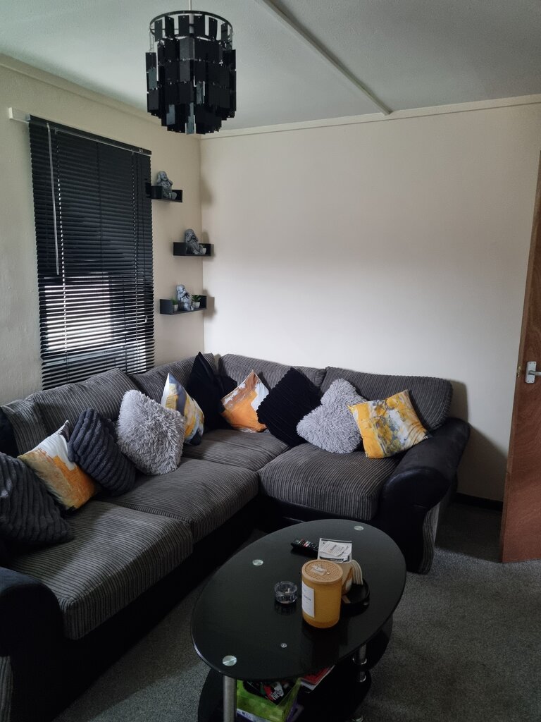 Photo 3 of Northampton property