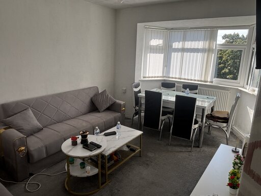 1 bed floor 1 maisonette