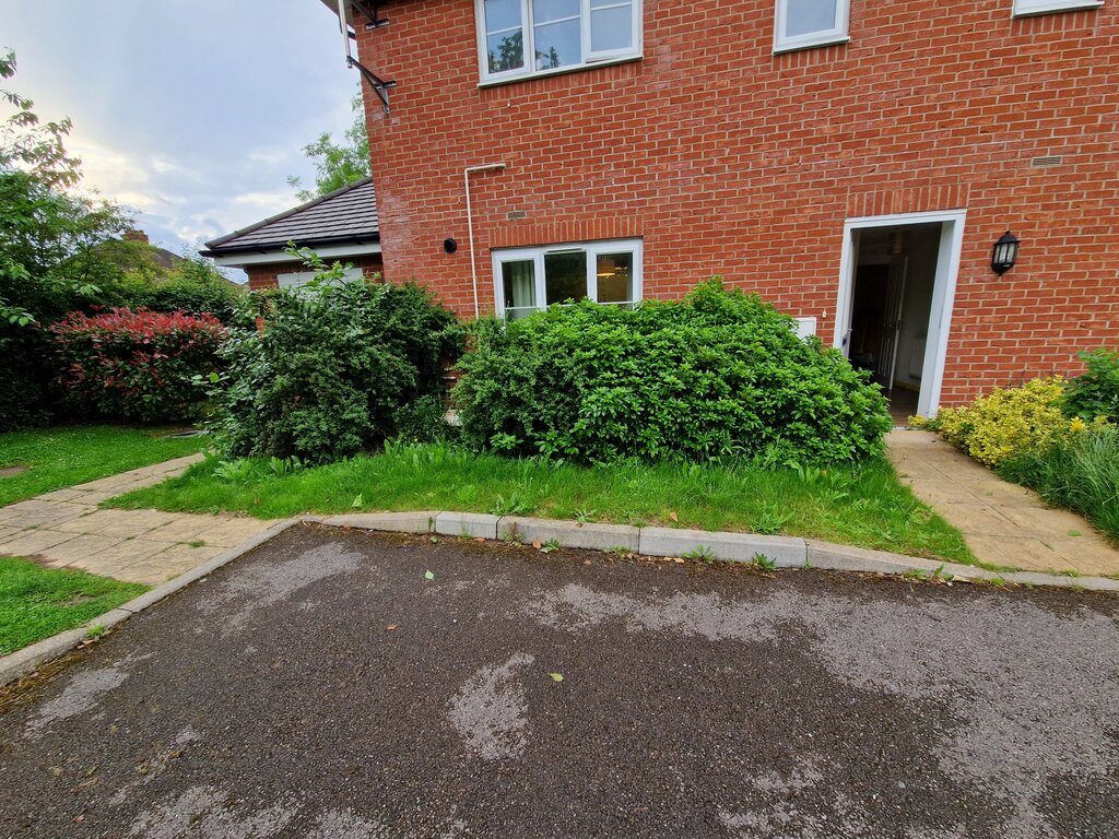 Photo 2 of Watford property