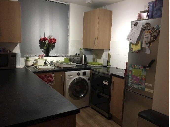 Photo 3 of Borehamwood property