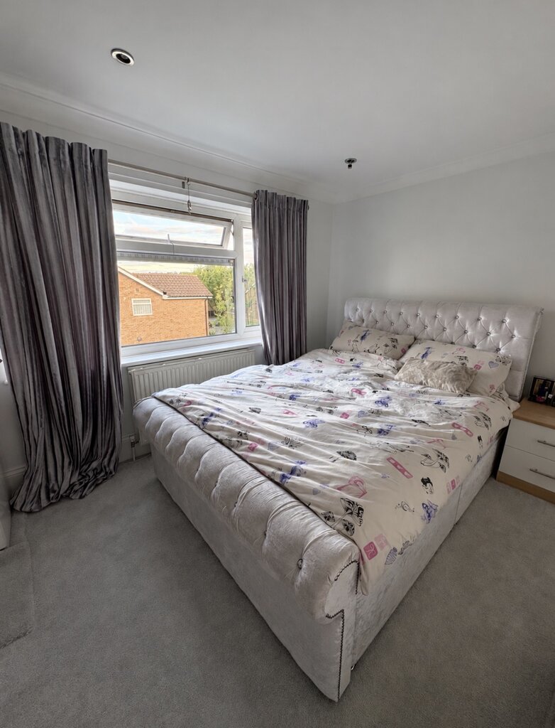 Photo 3 of Orpington property