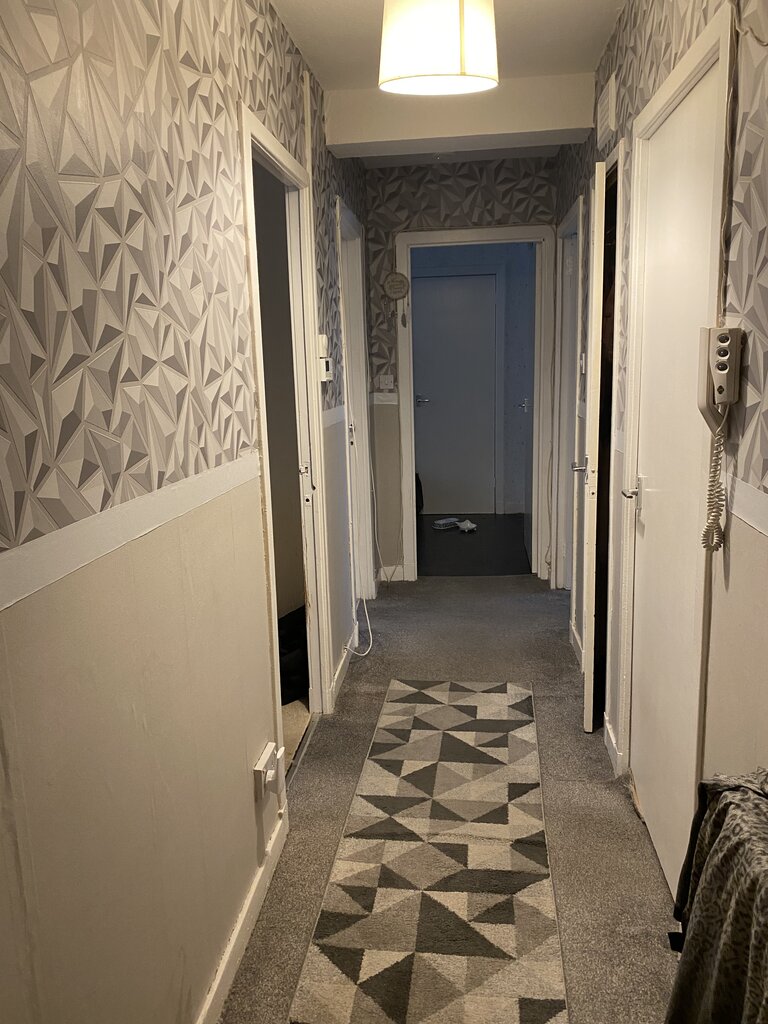 Photo 5 of Glasgow property